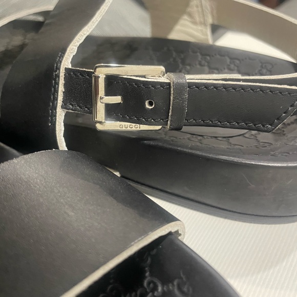 gucci roman sandals 
size 7.5, 8
Man - Picture 4 of 5